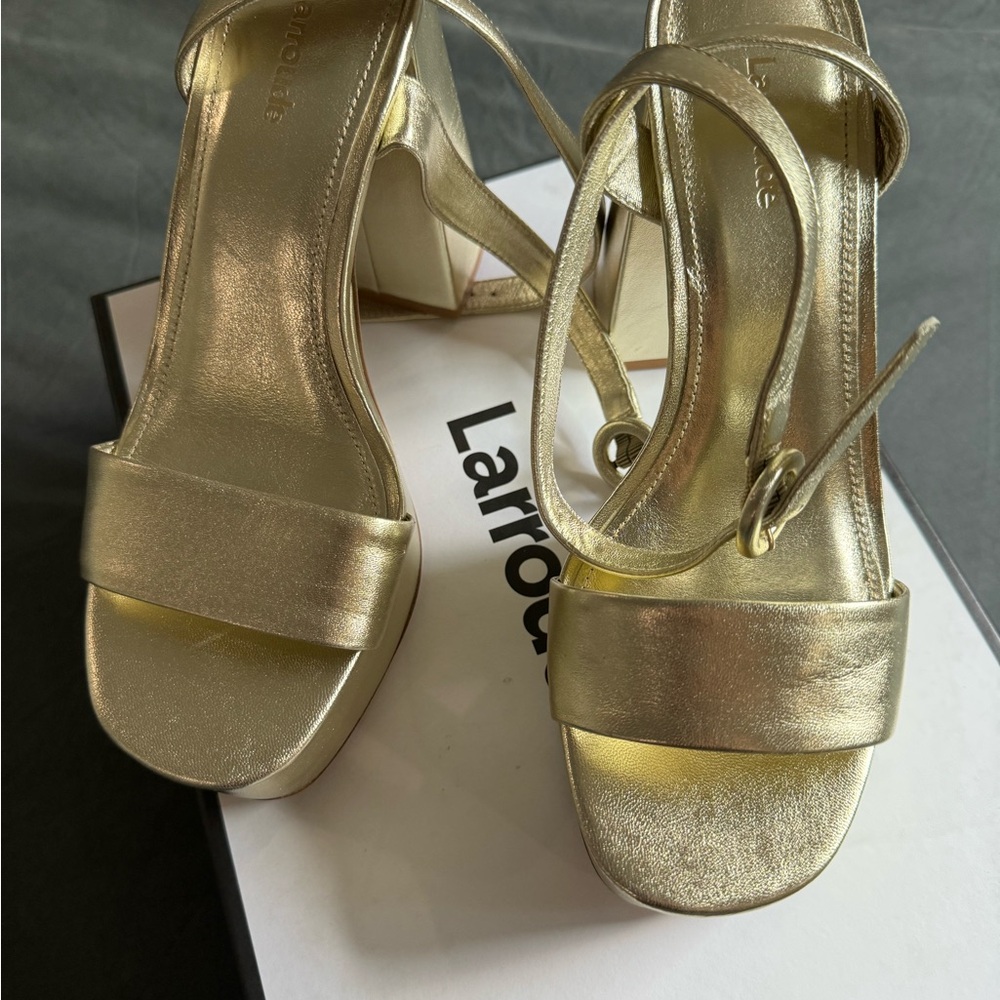 Elegant Gold Women's Sandals